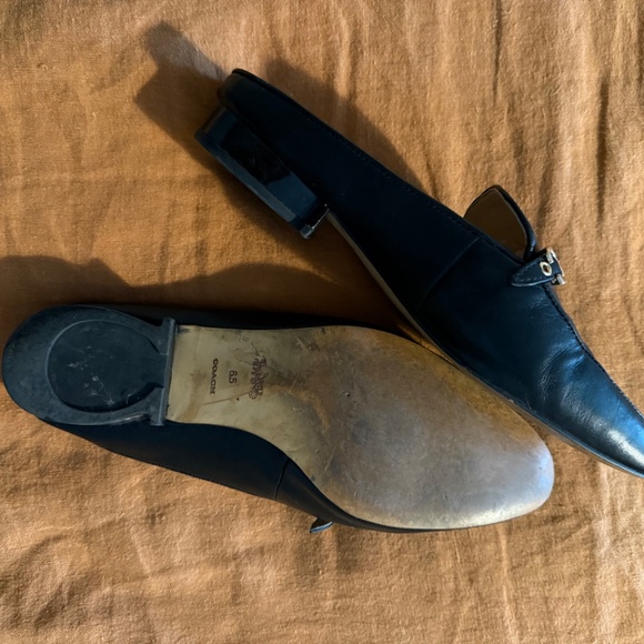 Coach Slides, Size 6.5 - Picture 3 of 3